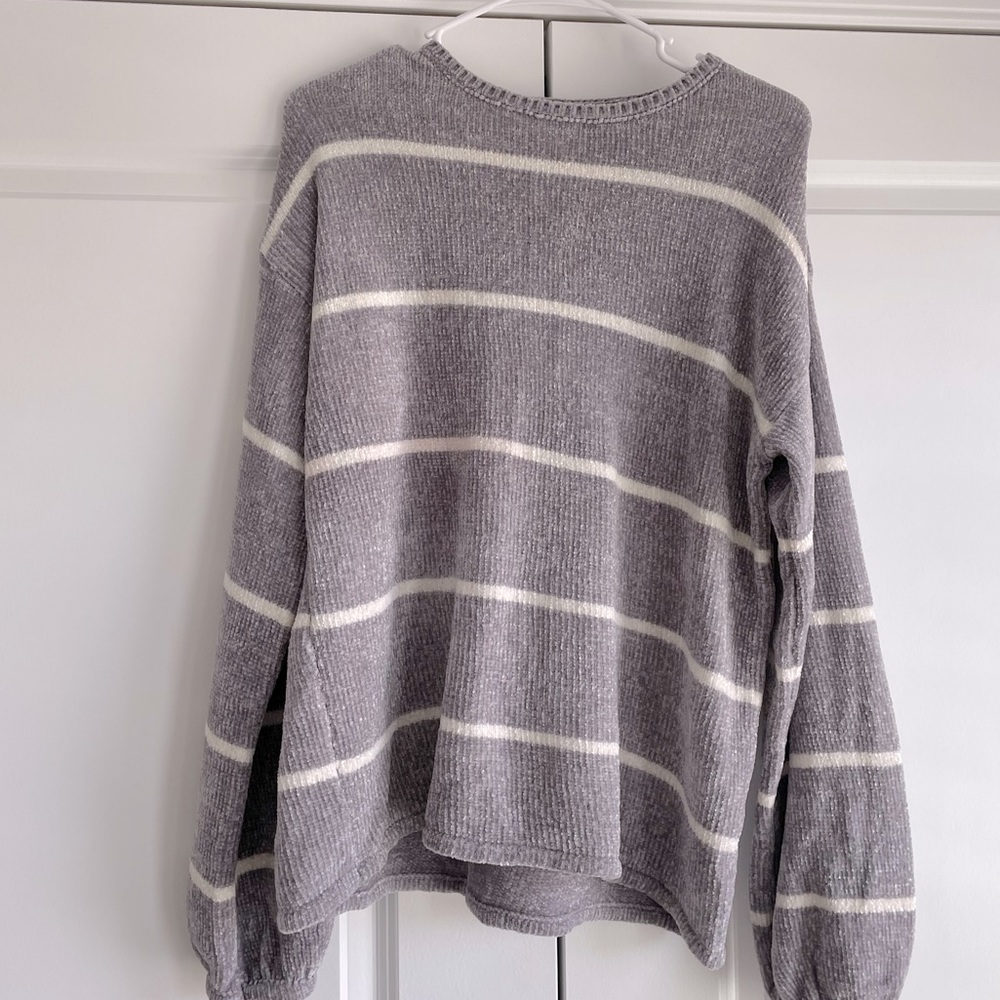 HYFVE gray striped sweater
